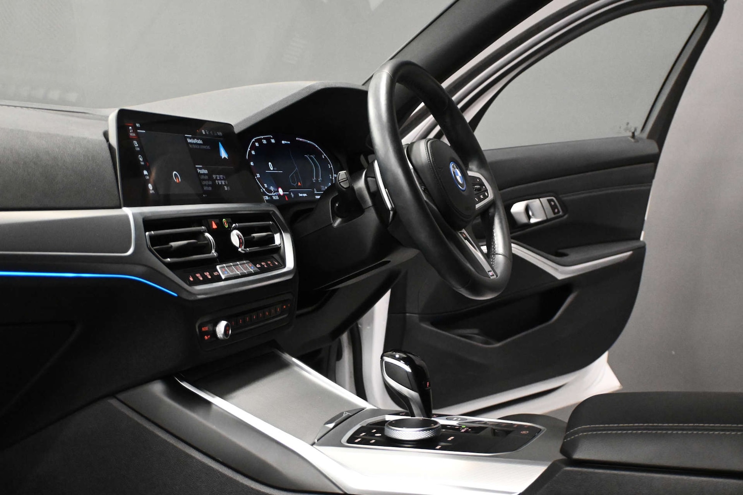 Used BMW 3 Series 2022 for sale - 76710458: Photo 23