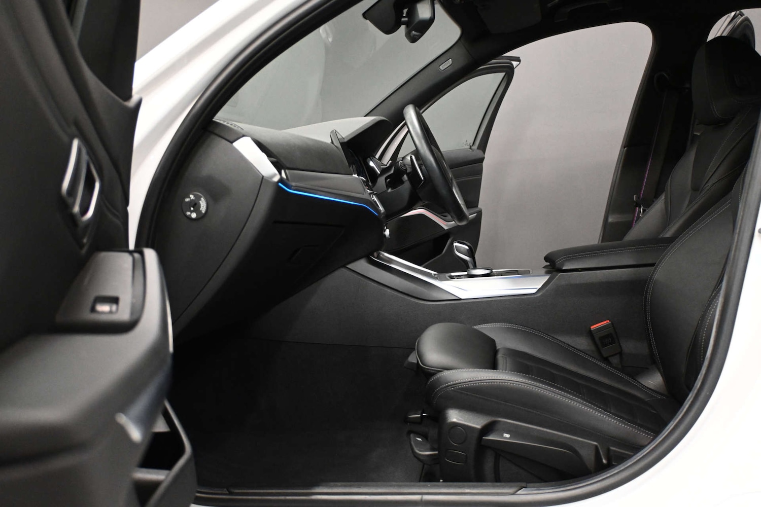 Used BMW 3 Series 2022 for sale - 76710458: Photo 28