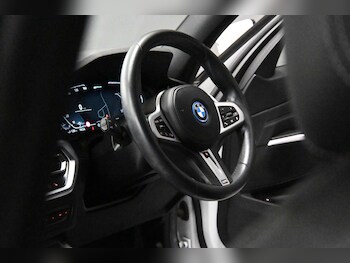 Used BMW 3 Series 2022 for sale - 76710458: Photo