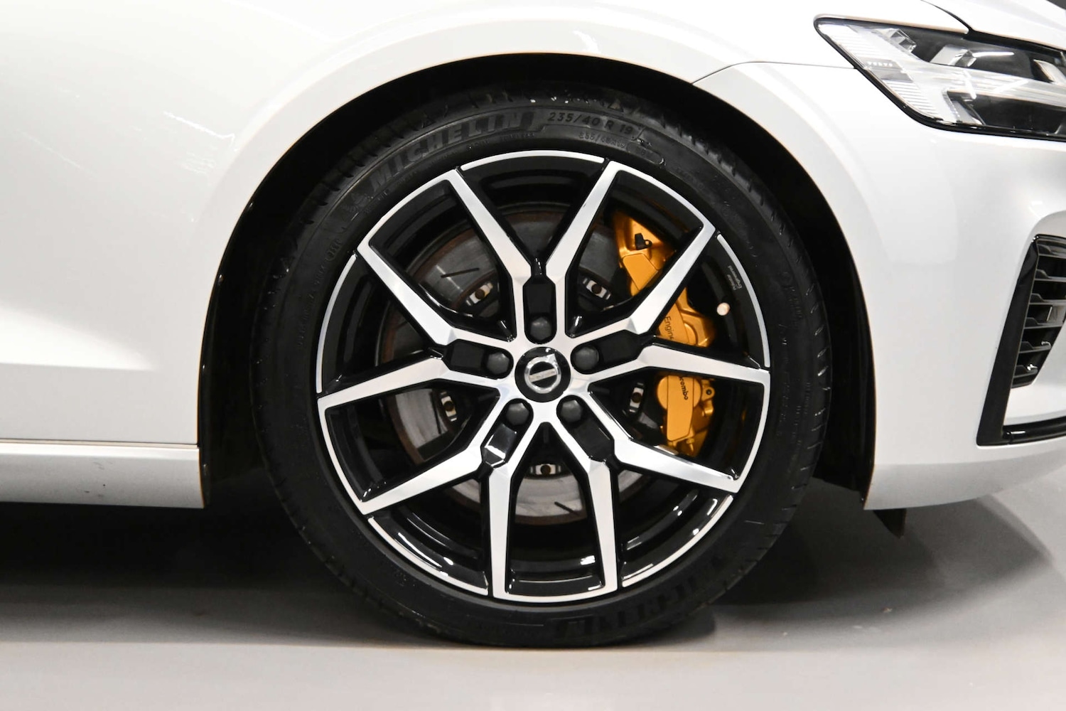 Used Volvo V60 2021 for sale - 76726099: Photo 15