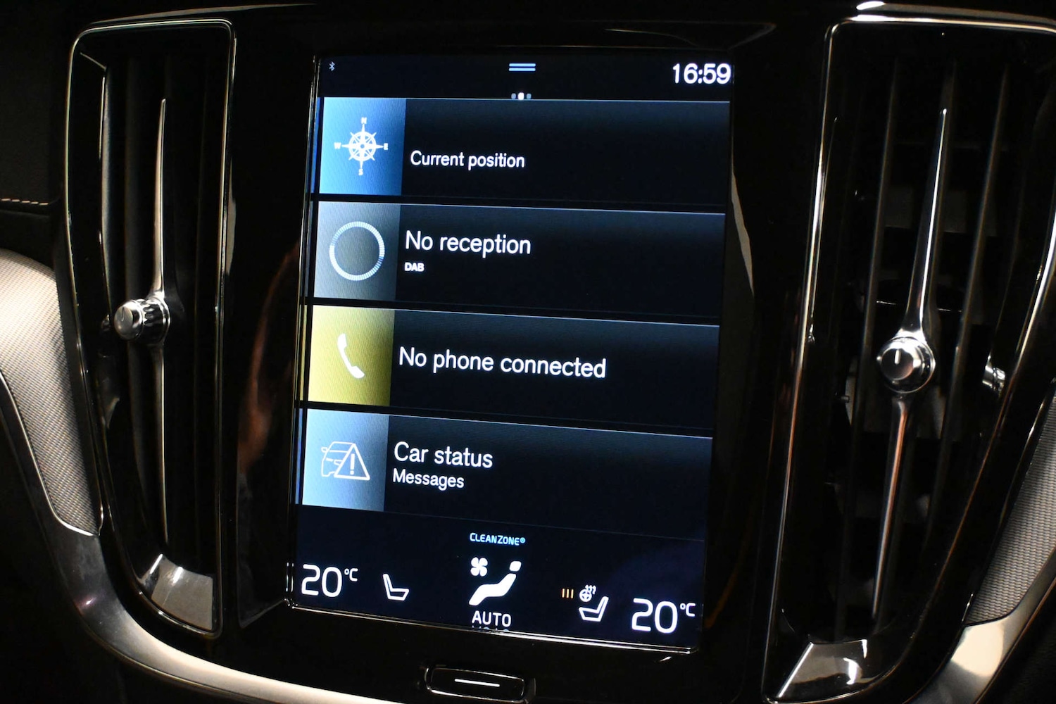 Used Volvo V60 2021 for sale - 76726099: Photo 44