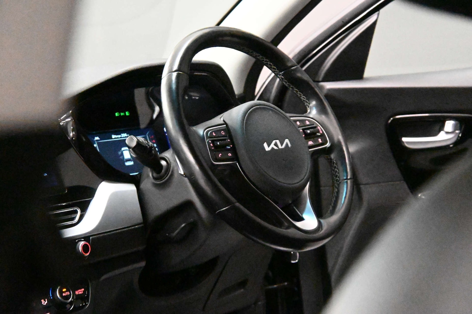 Used Kia Niro 2021 for sale - 76710478: Photo 6