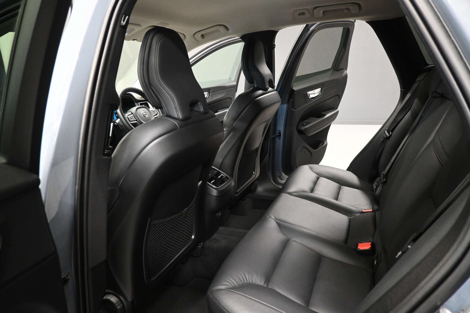 Used Volvo XC60 2023 for sale - 78150107: Photo 16