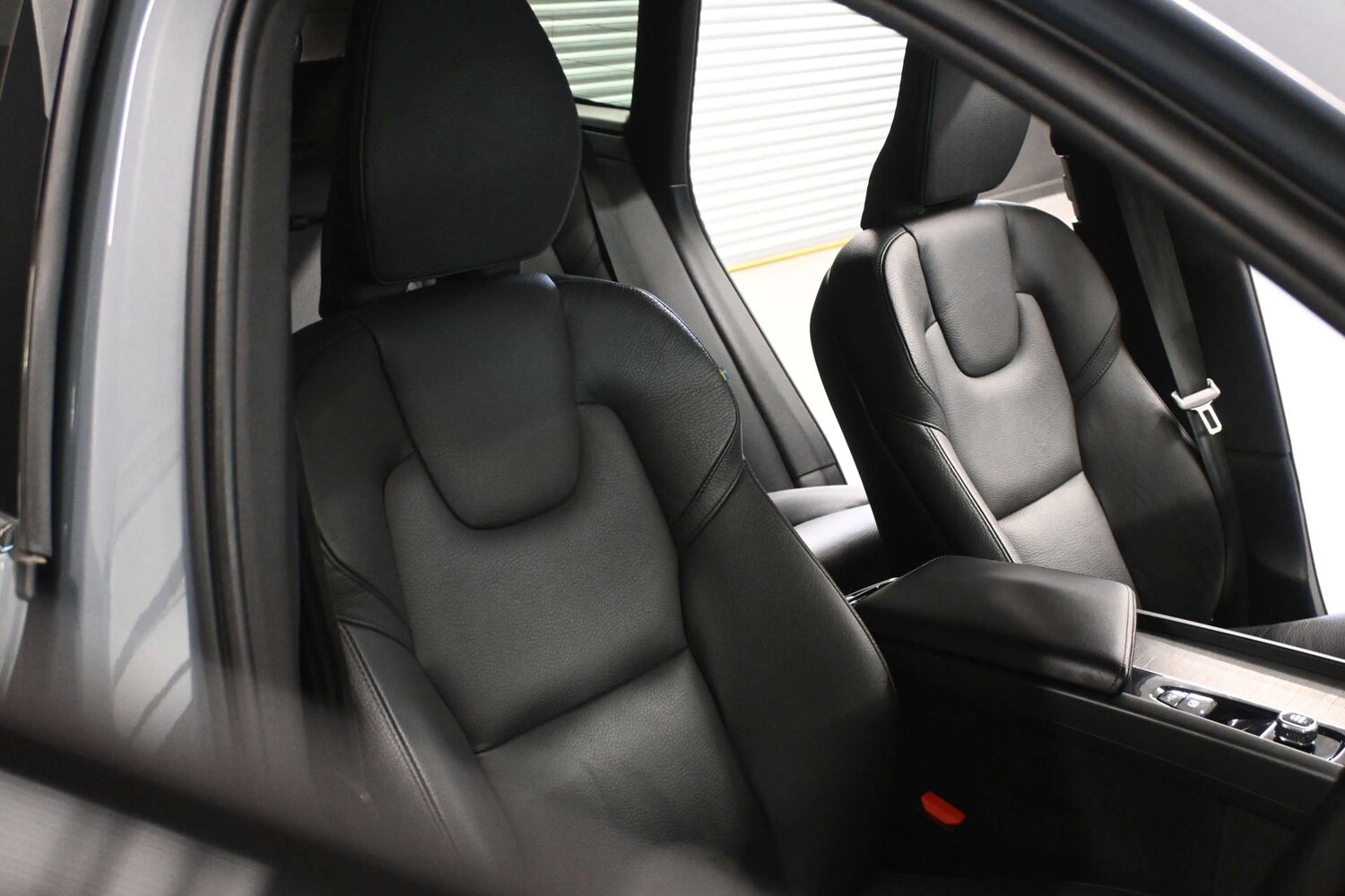 Used Volvo XC60 2023 for sale - 78150107: Photo 23