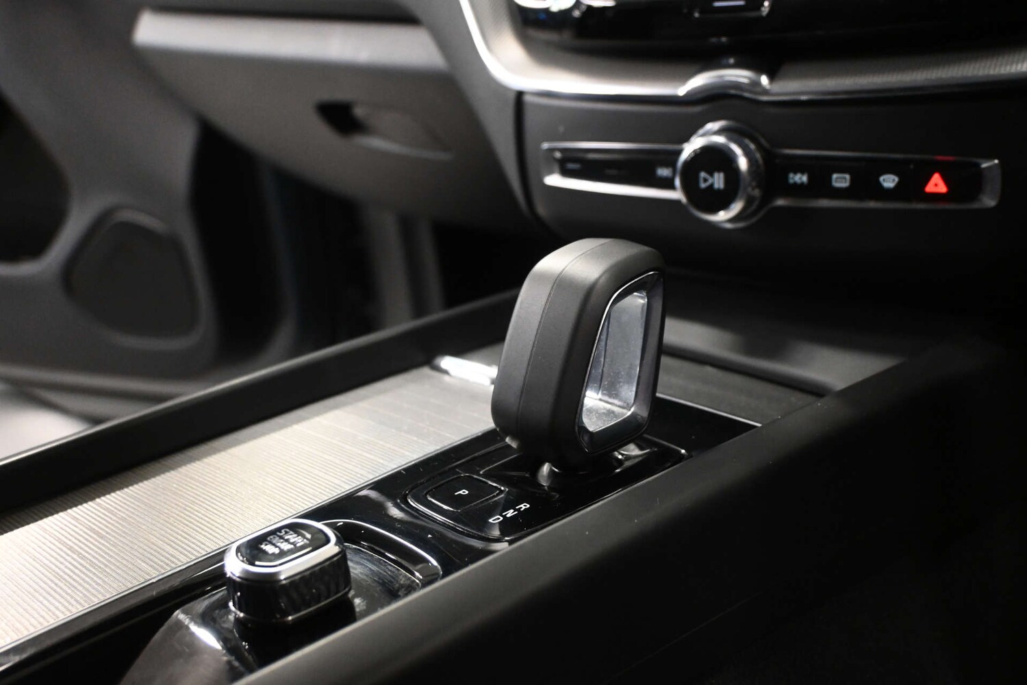 Used Volvo XC60 2023 for sale - 78150107: Photo 35