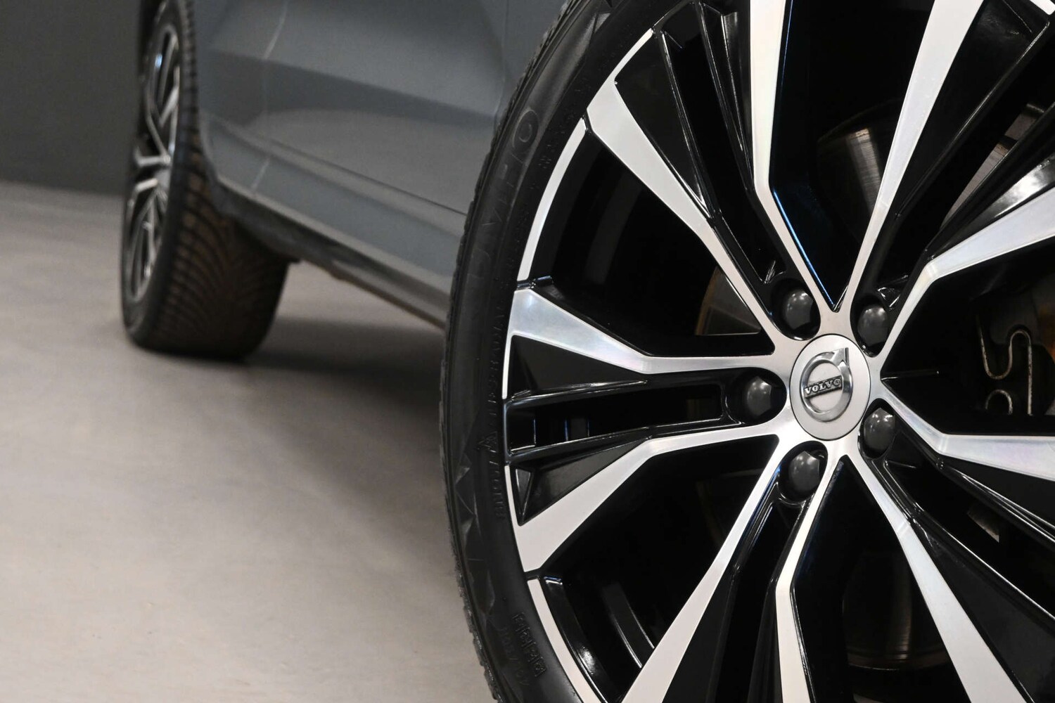 Used Volvo XC60 2023 for sale - 78150107: Photo 36