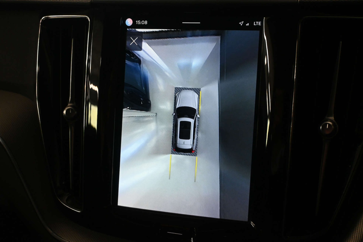 Used Volvo XC60 2023 for sale - 78150107: Photo 5