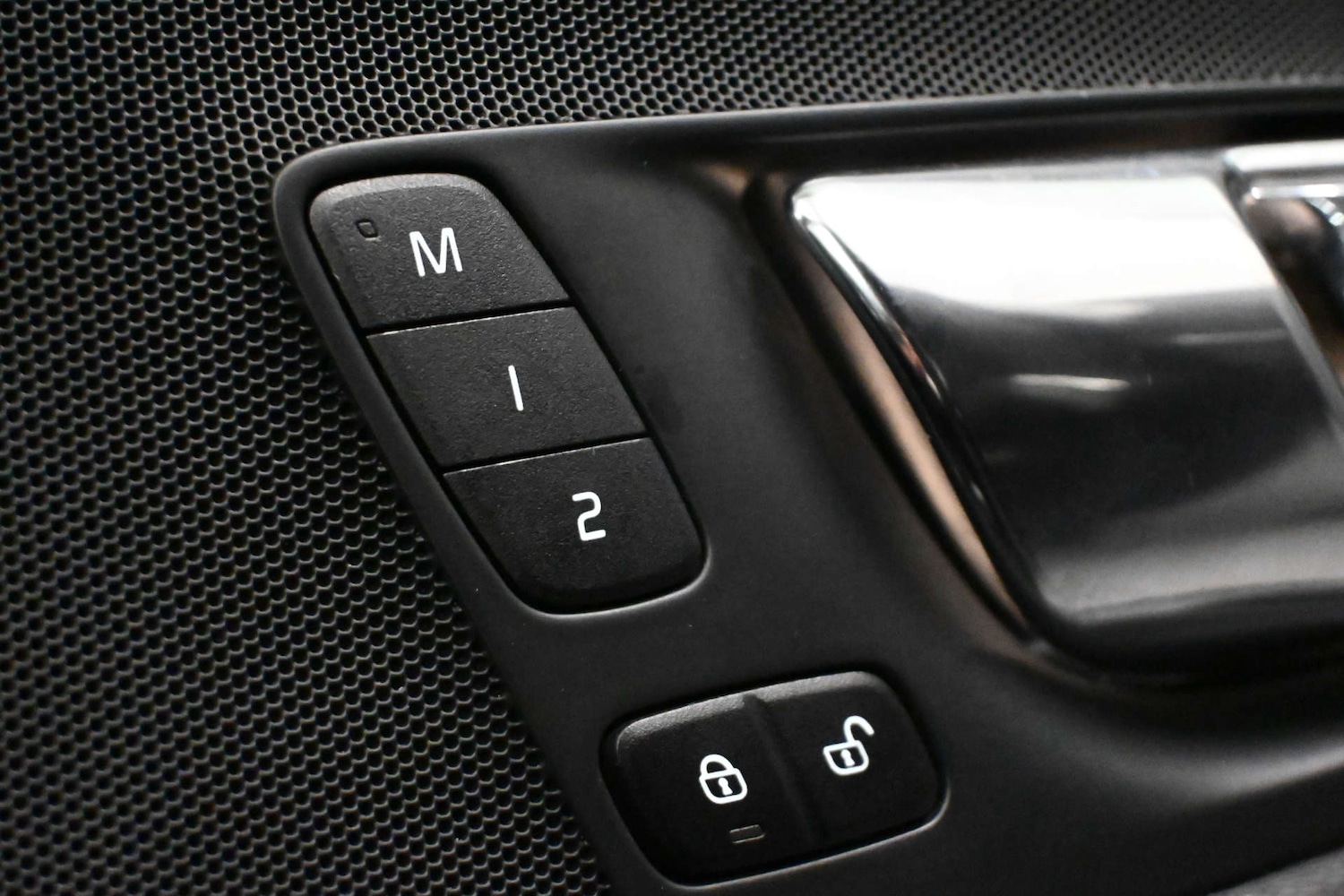 Used Volvo XC60 2017 for sale - 76894406: Photo 21