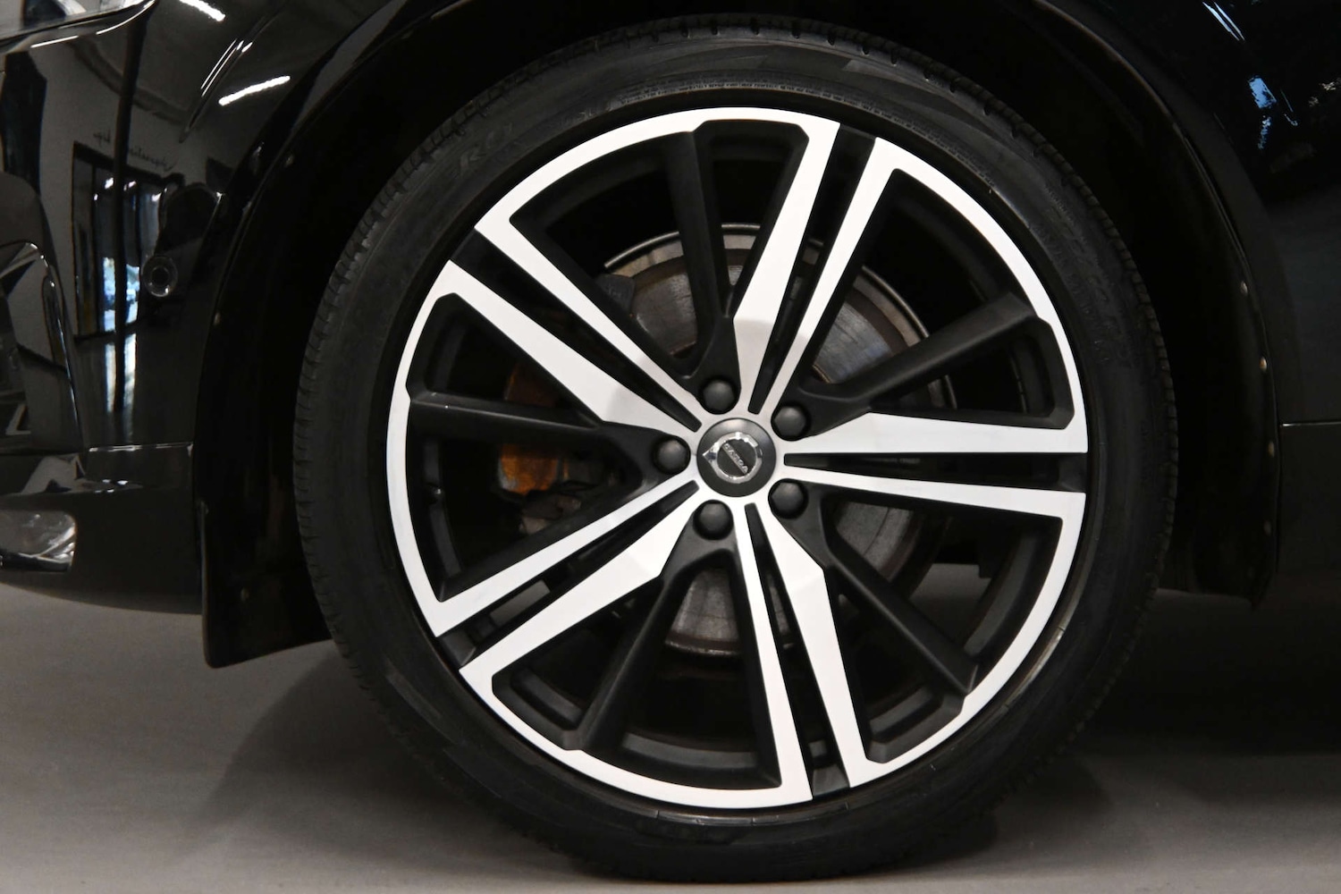 Used Volvo XC60 2017 for sale - 76894406: Photo 32