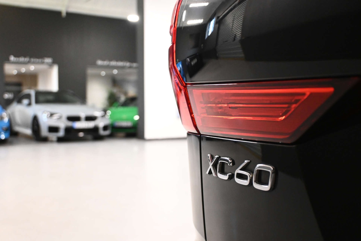 Used Volvo XC60 2017 for sale - 76894406: Photo 43