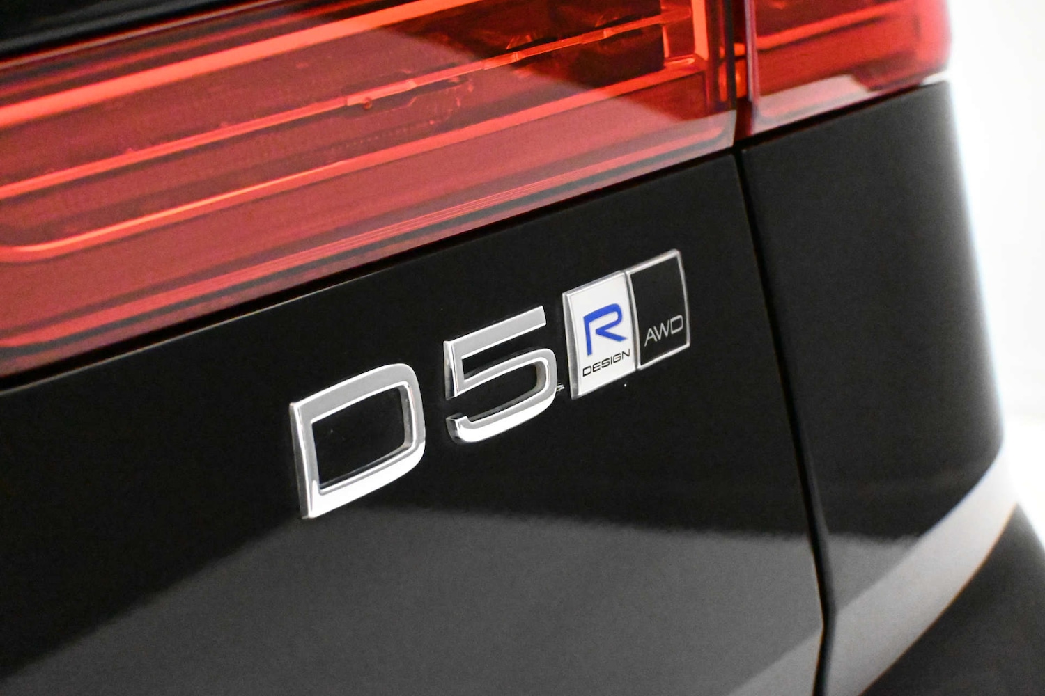 Used Volvo XC60 2017 for sale - 76894406: Photo 45