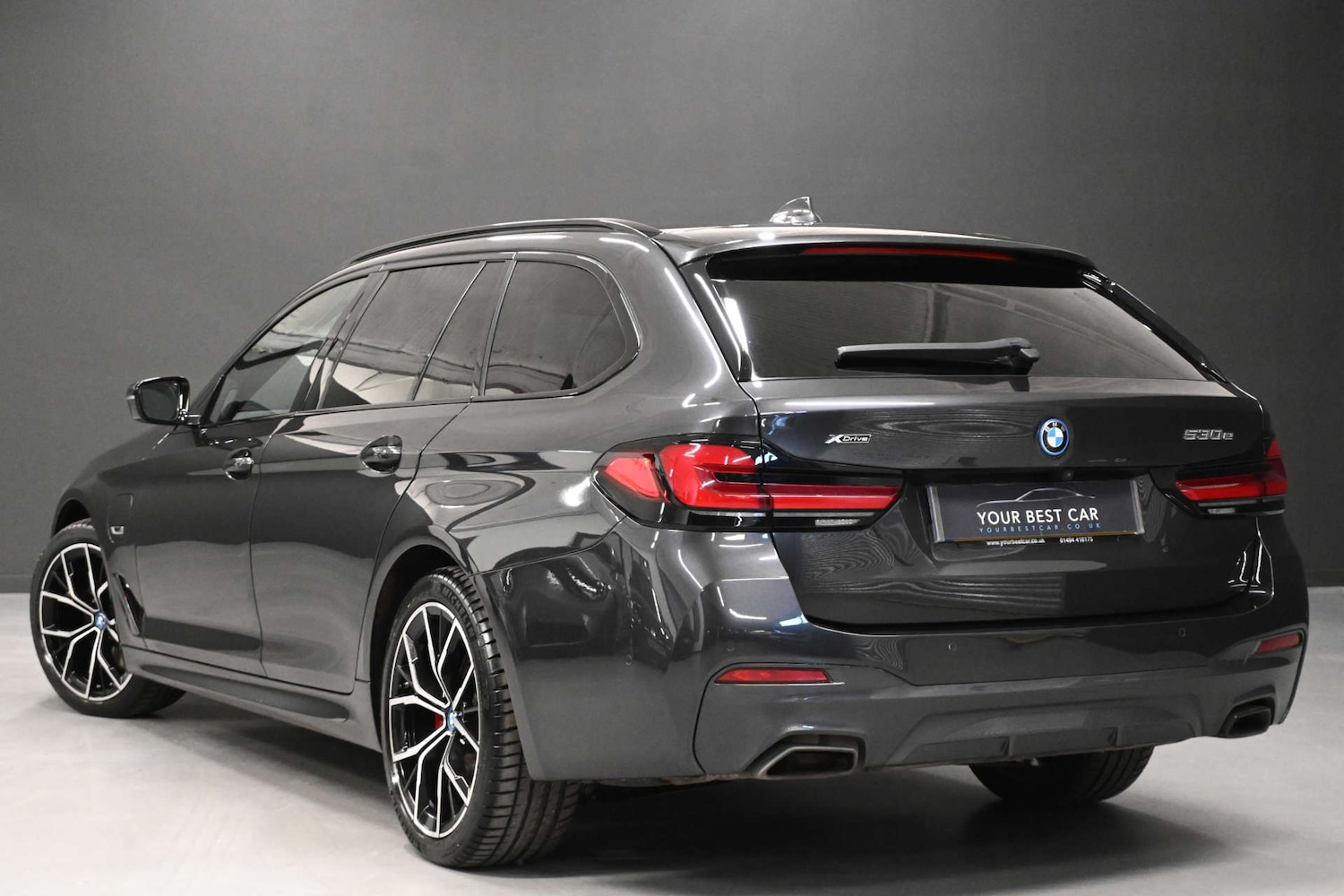 Used BMW 5 Series 2023 for sale - 76710465: Photo 2