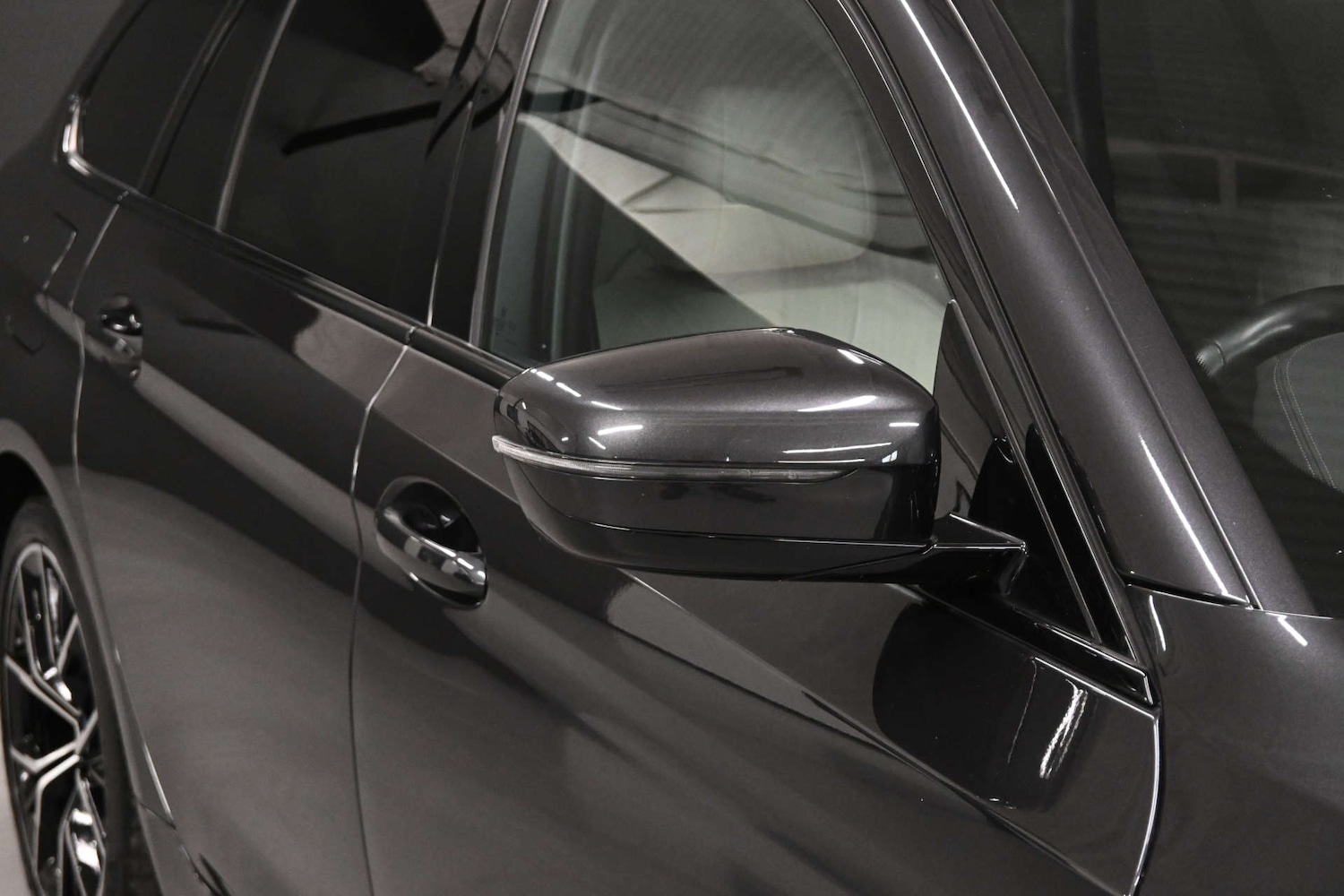 Used BMW 5 Series 2023 for sale - 76710465: Photo 40