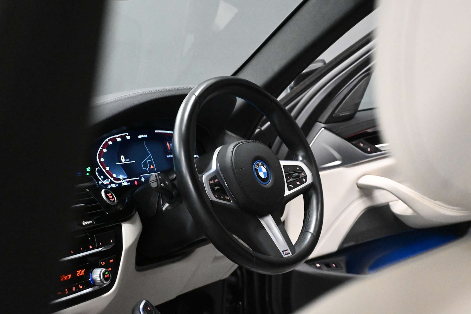 Used BMW 5 Series 2023 for sale - 76710465: Photo 6