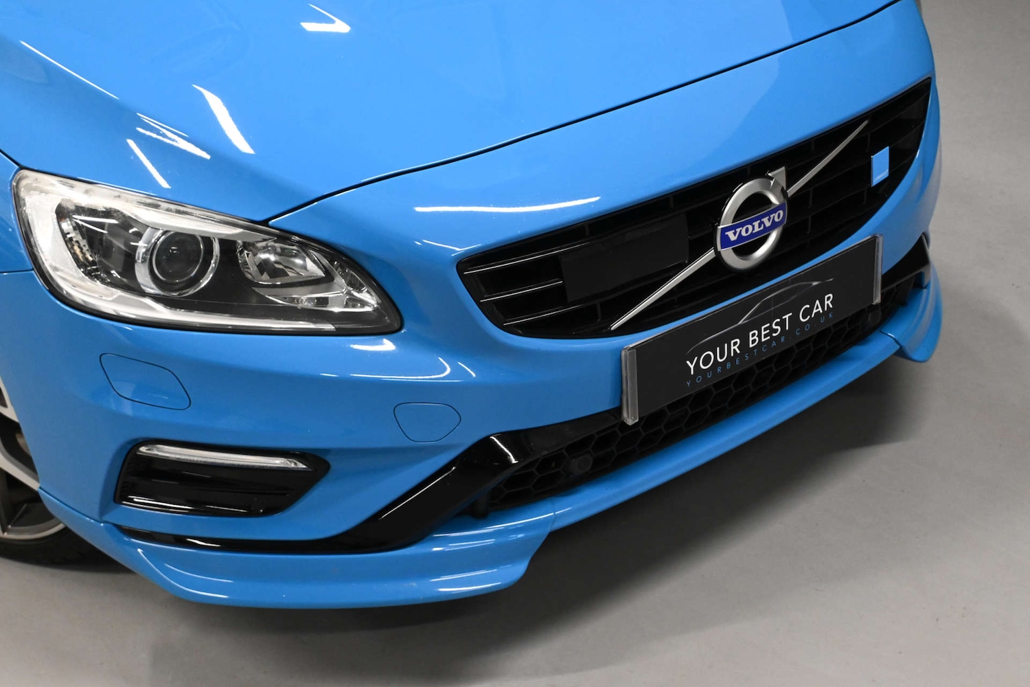 Used Volvo V60 2015 for sale - 76846968: Photo 59