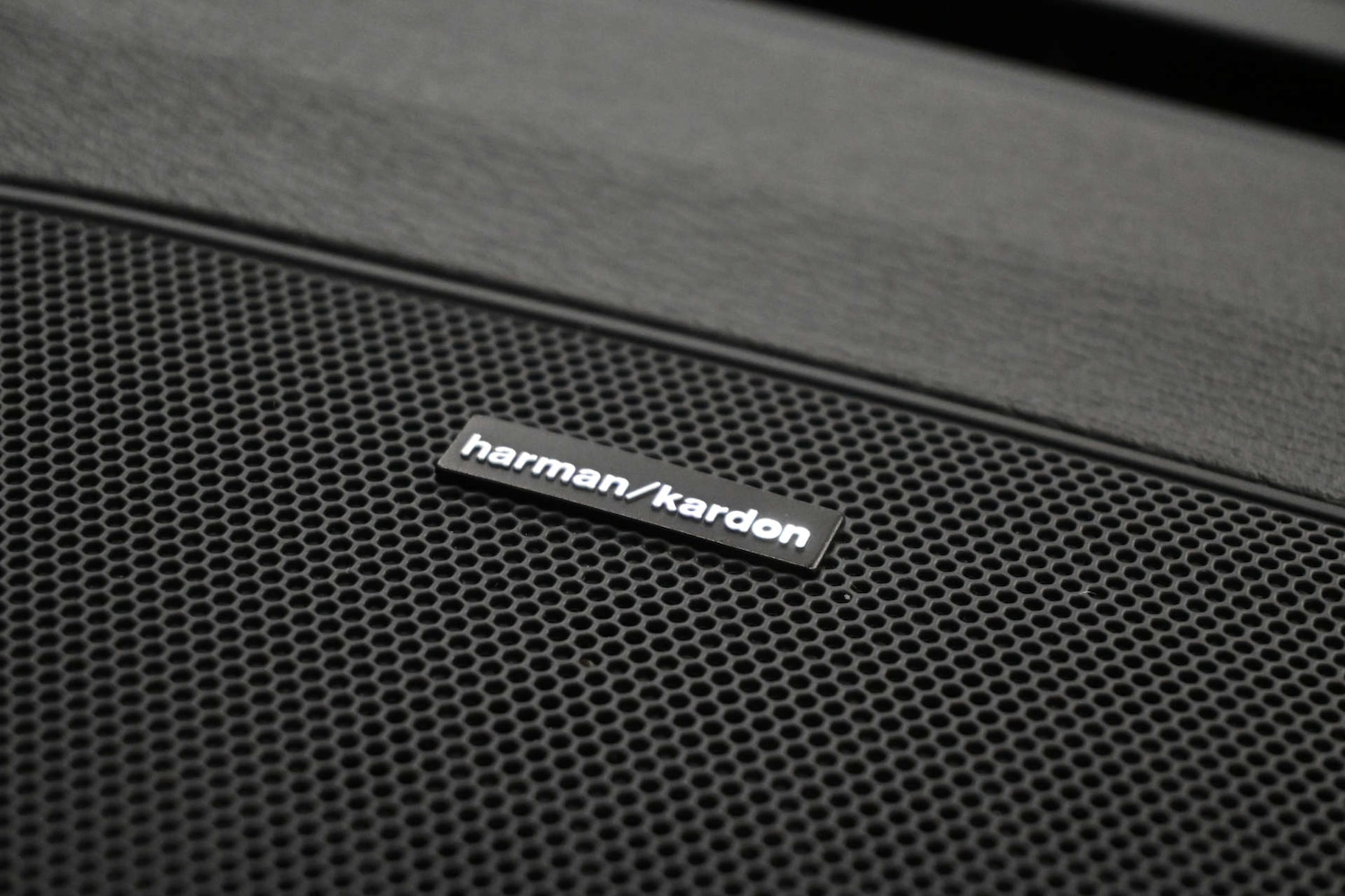 Used Volvo V60 2015 for sale - 76846968: Photo 66