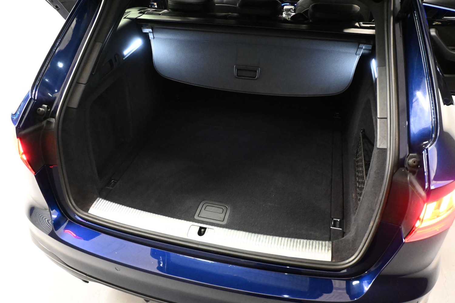 Used Audi A4 2021 for sale - 76934888: Photo 54