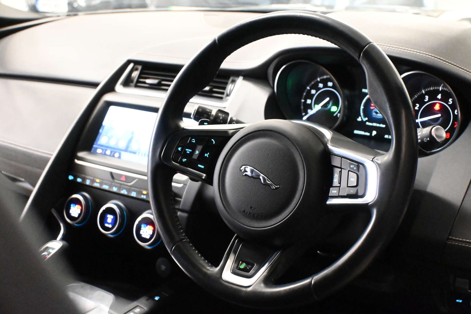 Used Jaguar E-Pace 2020 for sale - 78056678: Photo 10