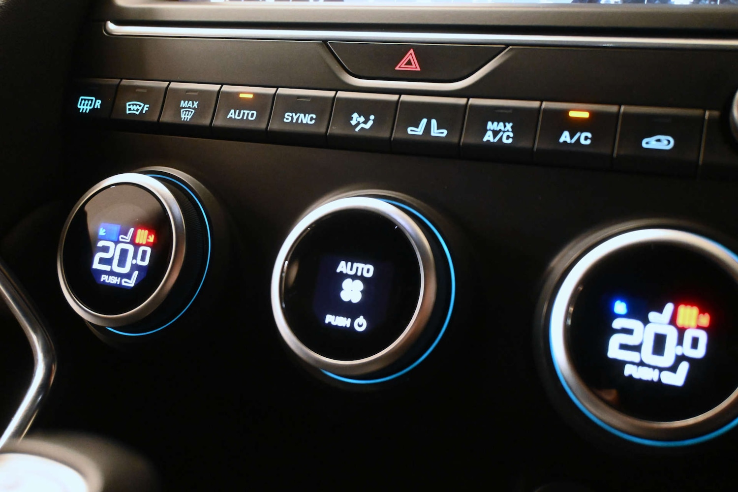 Used Jaguar E-Pace 2020 for sale - 78056678: Photo 23