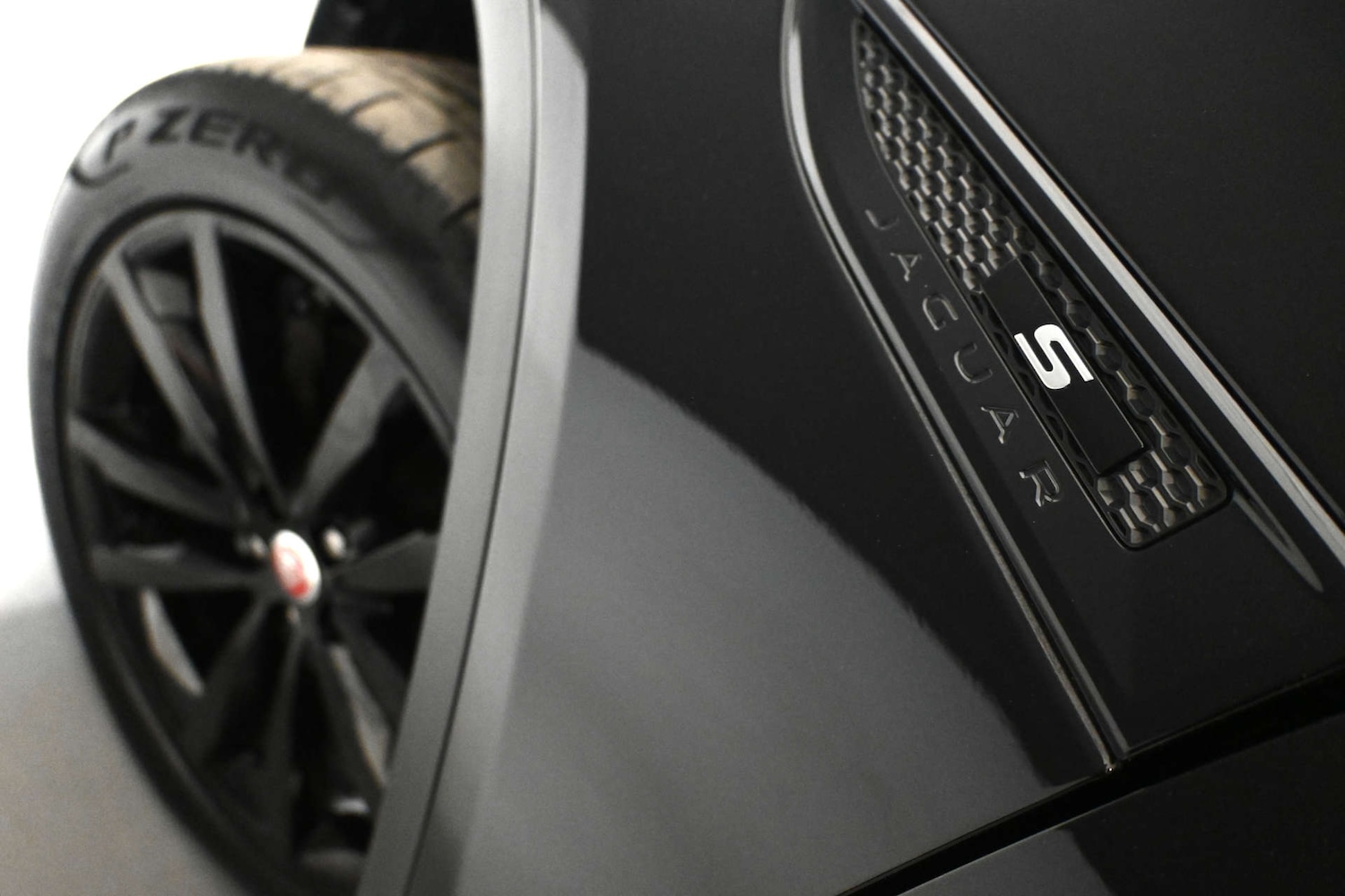 Used Jaguar E-Pace 2020 for sale - 78056678: Photo 32