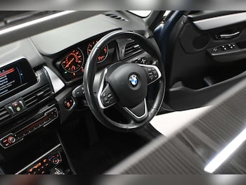 Used BMW 2 Series 2015 for sale - 79525134: Photo