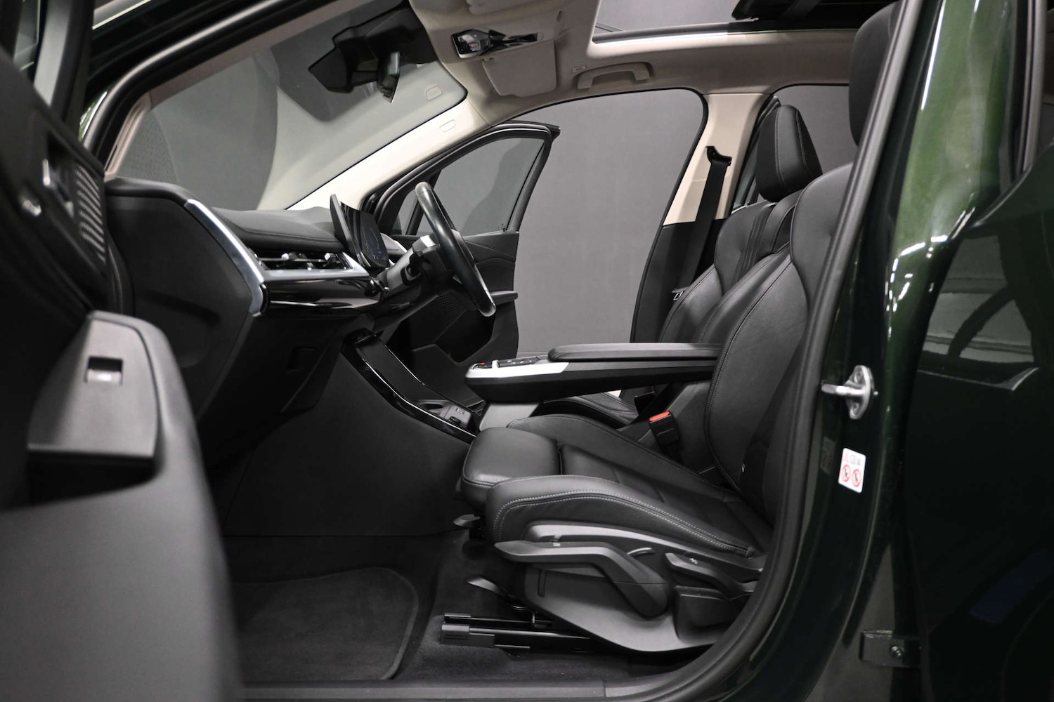 Used BMW 2 Series 2023 for sale - 76710479: Photo 32