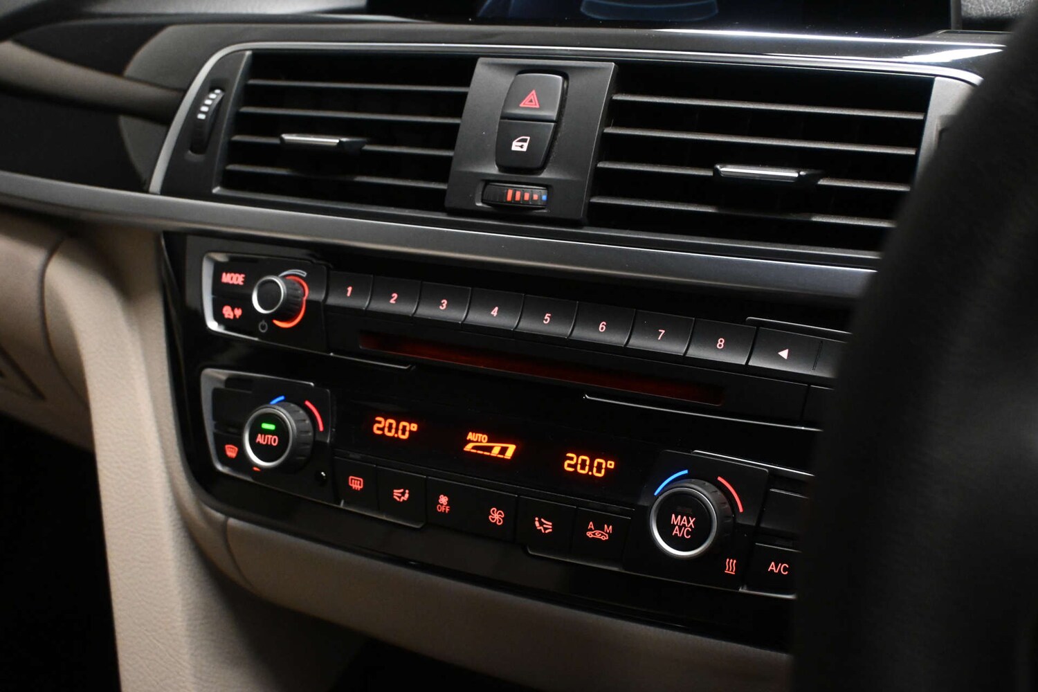 Used BMW 3 Series 2017 for sale - 77262753: Photo 29