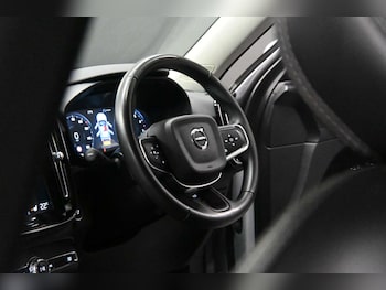 Used Volvo XC40 2020 for sale - 78897153: Photo