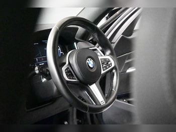 Used BMW 3 Series 2021 for sale - 77872401: Photo