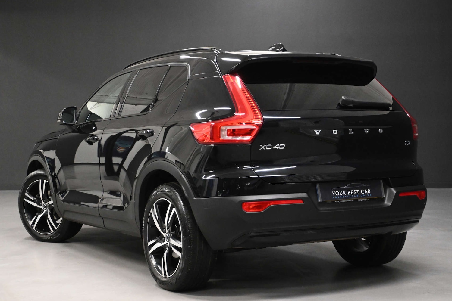 Used Volvo XC40 2022 for sale - 77189550: Photo 2