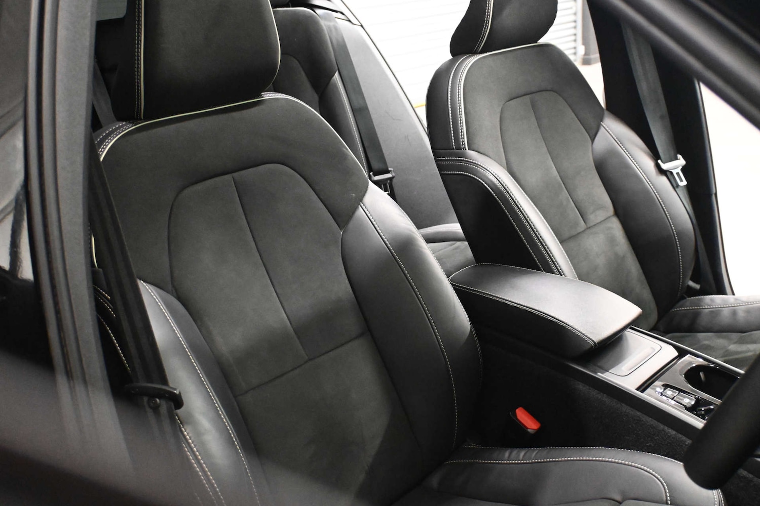 Used Volvo XC40 2022 for sale - 77189550: Photo 25