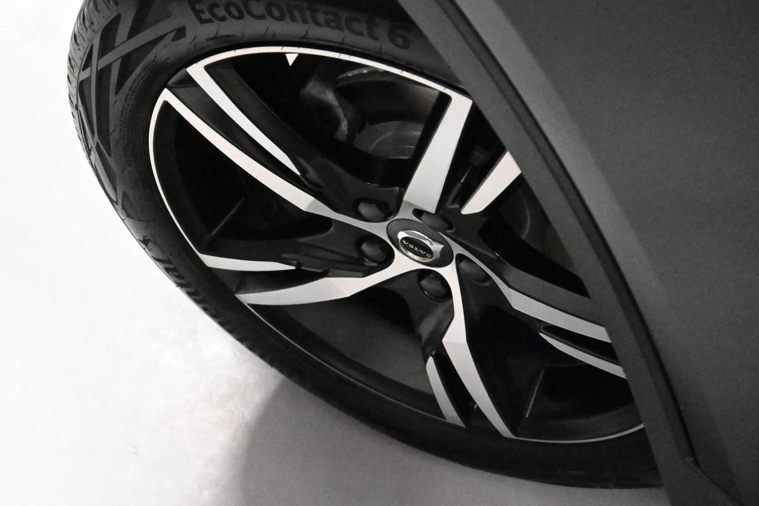 Used Volvo XC40 2022 for sale - 77189550: Photo 28