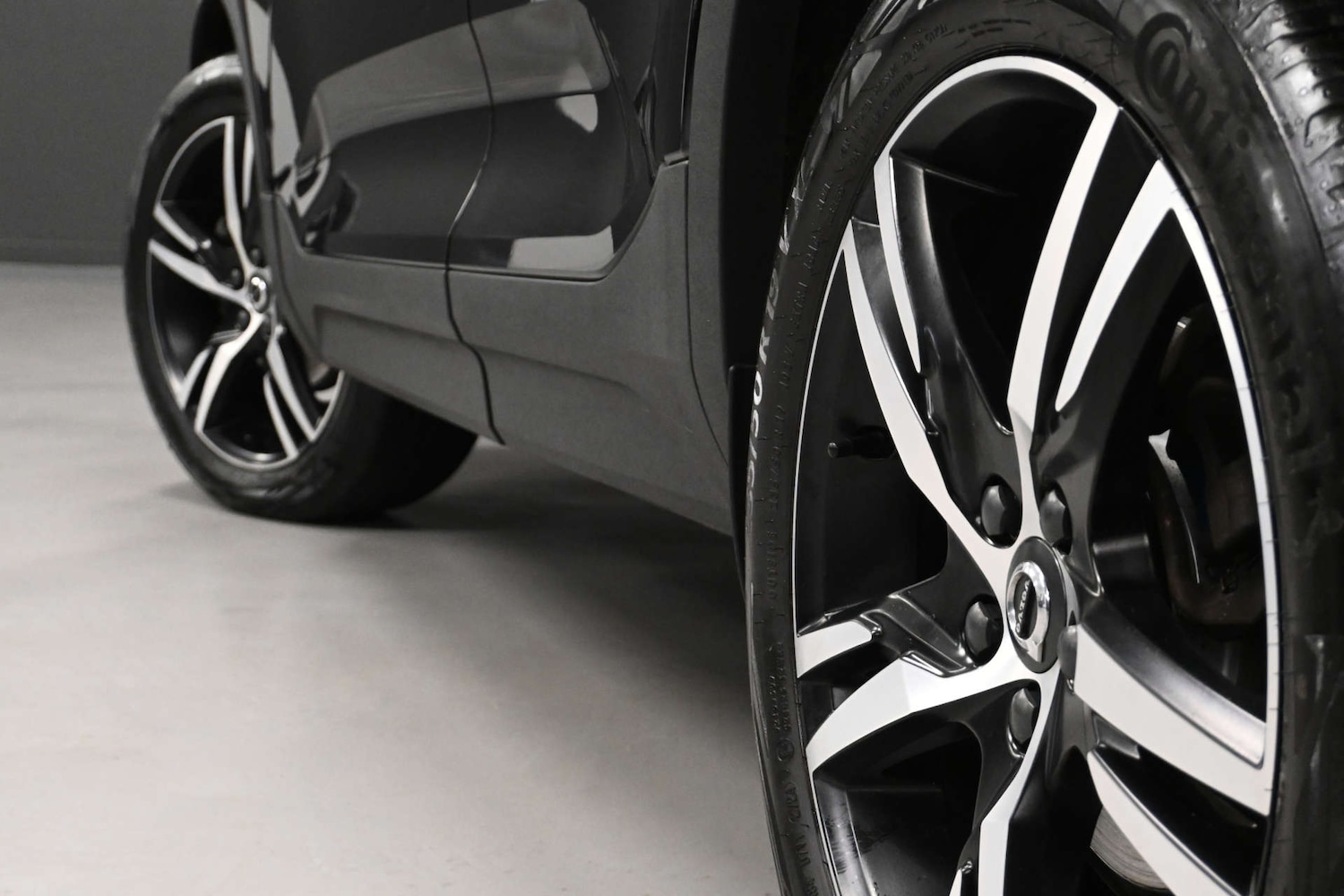 Used Volvo XC40 2022 for sale - 77189550: Photo 8