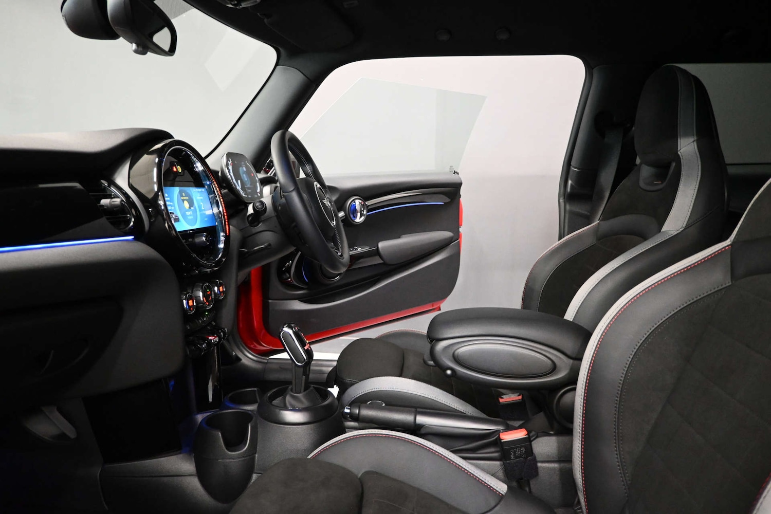 Used MINI Hatch 2023 for sale - 76710457: Photo 6