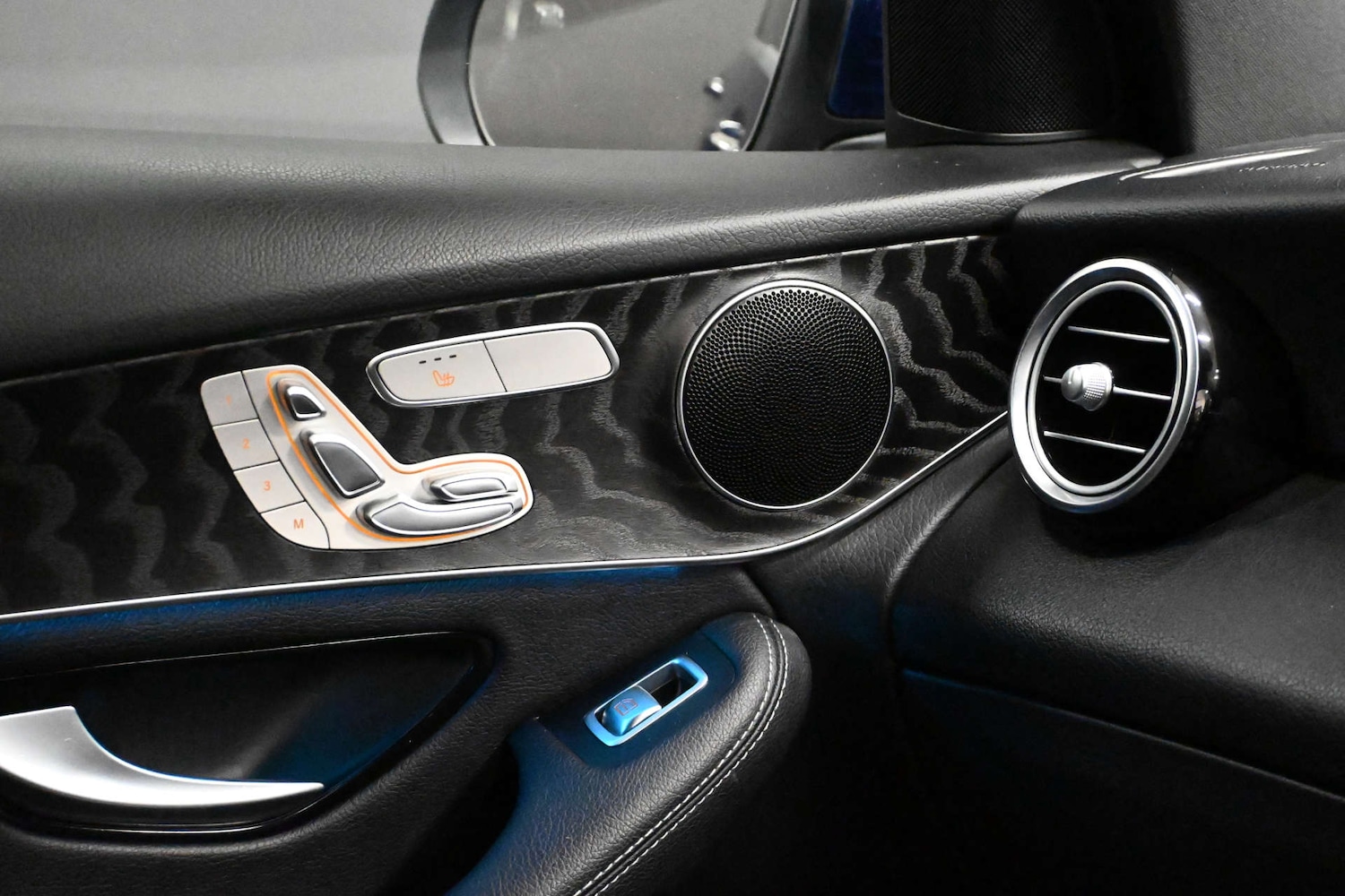 Used Mercedes-Benz GLC 2018 for sale - 77139218: Photo 14