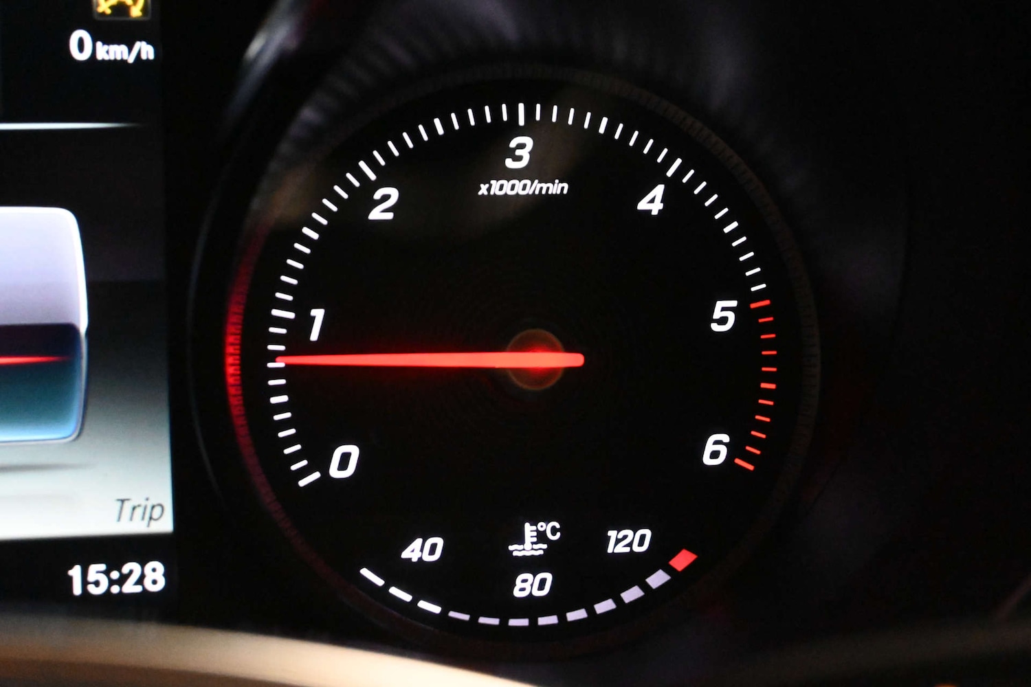 Used Mercedes-Benz GLC 2018 for sale - 77139218: Photo 36