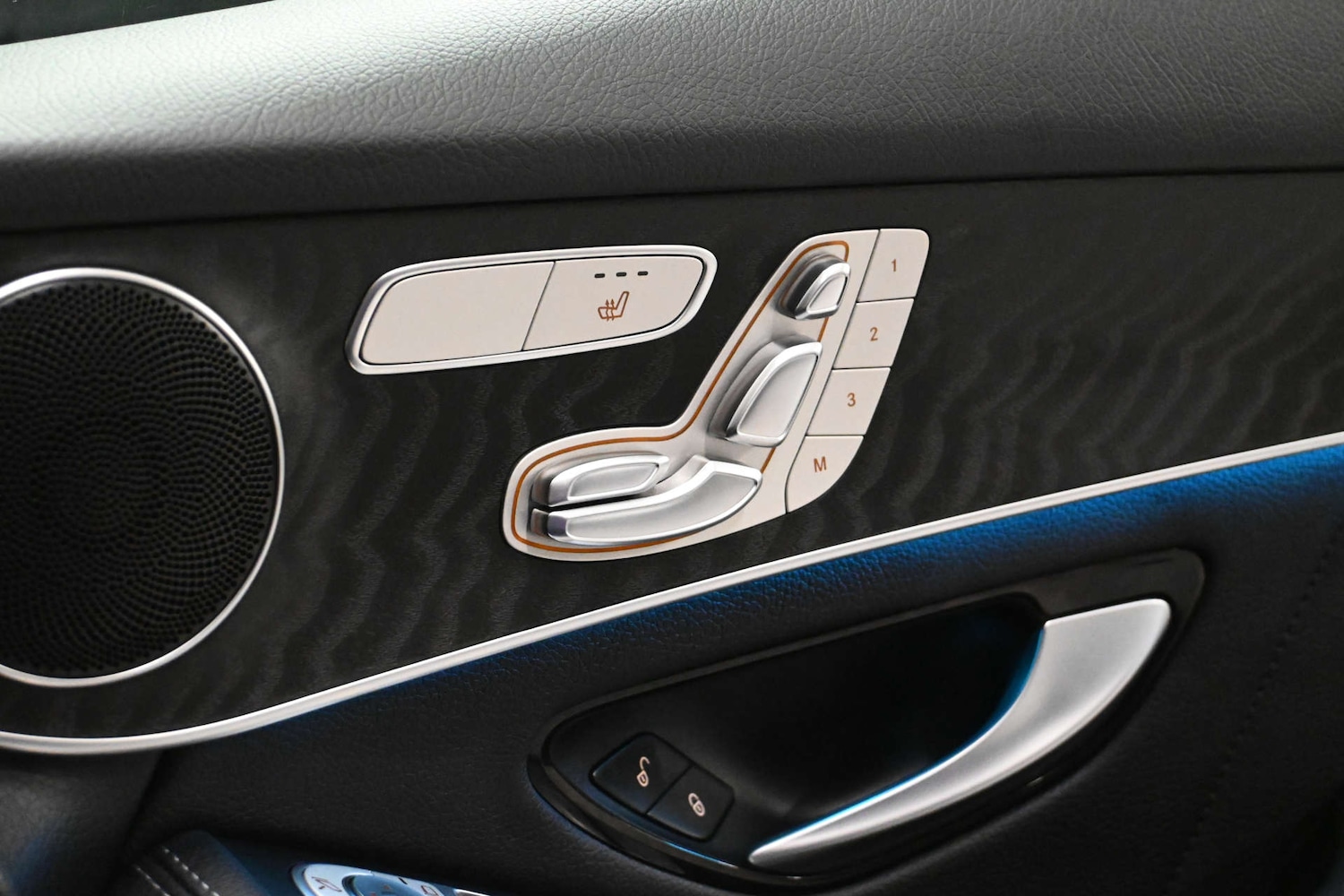 Used Mercedes-Benz GLC 2018 for sale - 77139218: Photo 38