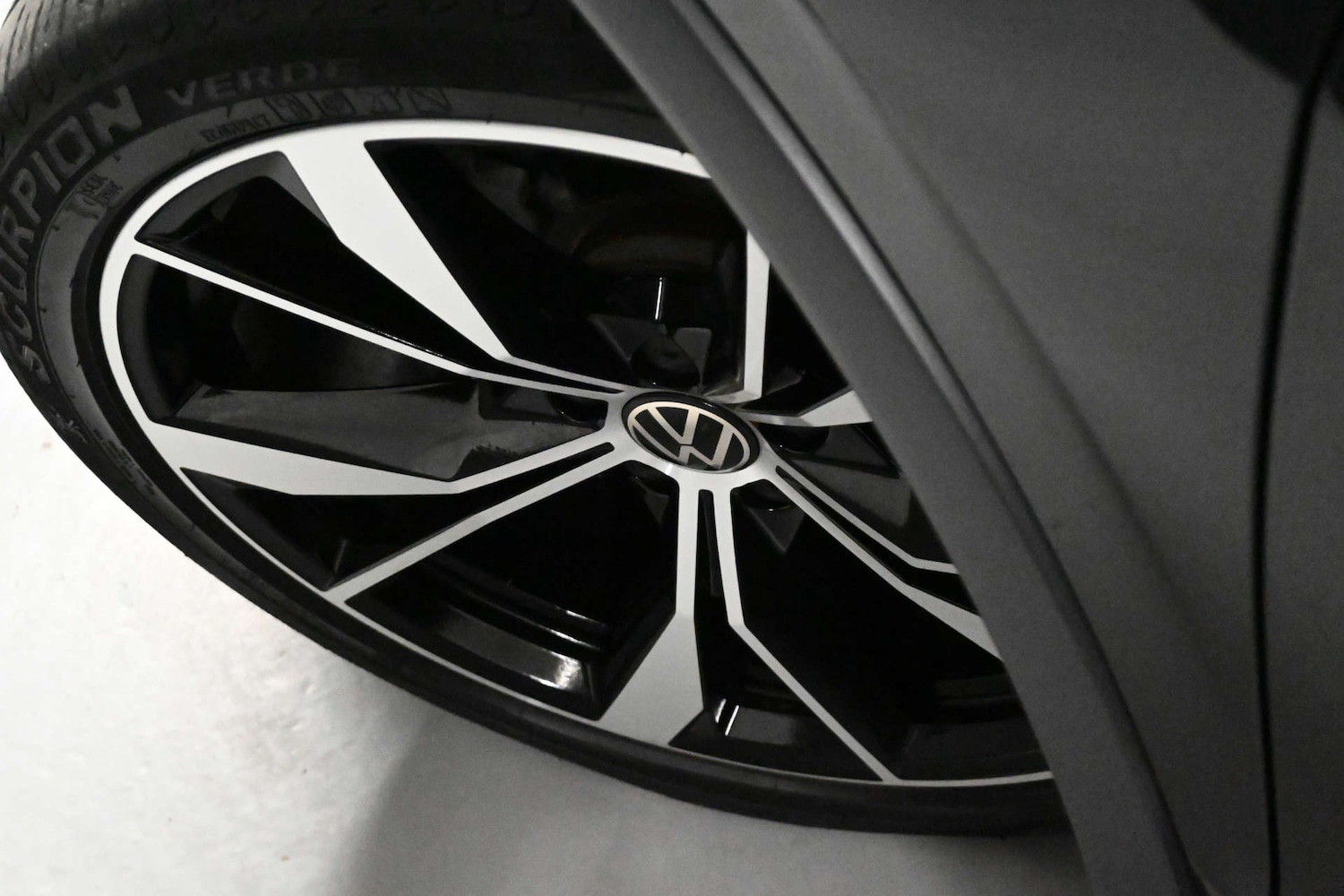 Used Volkswagen Tiguan 2022 for sale - 76710469: Photo 23