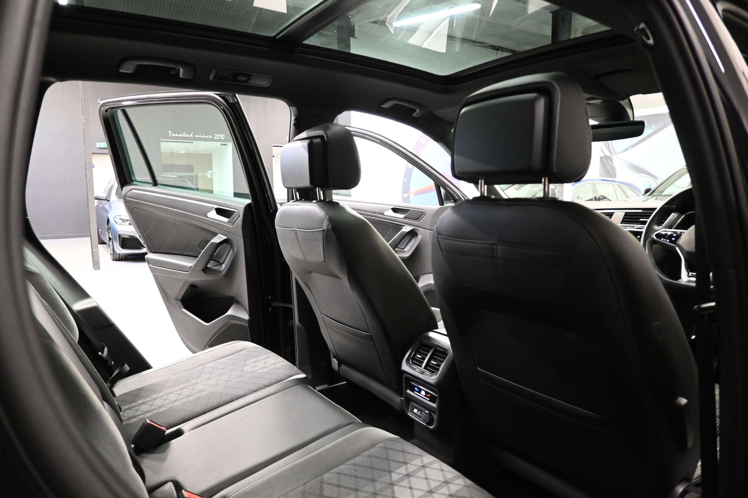 Used Volkswagen Tiguan 2022 for sale - 76710469: Photo 51