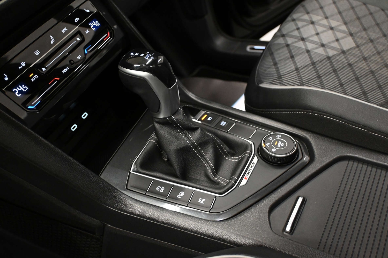 Used Volkswagen Tiguan 2022 for sale - 76710469: Photo 68