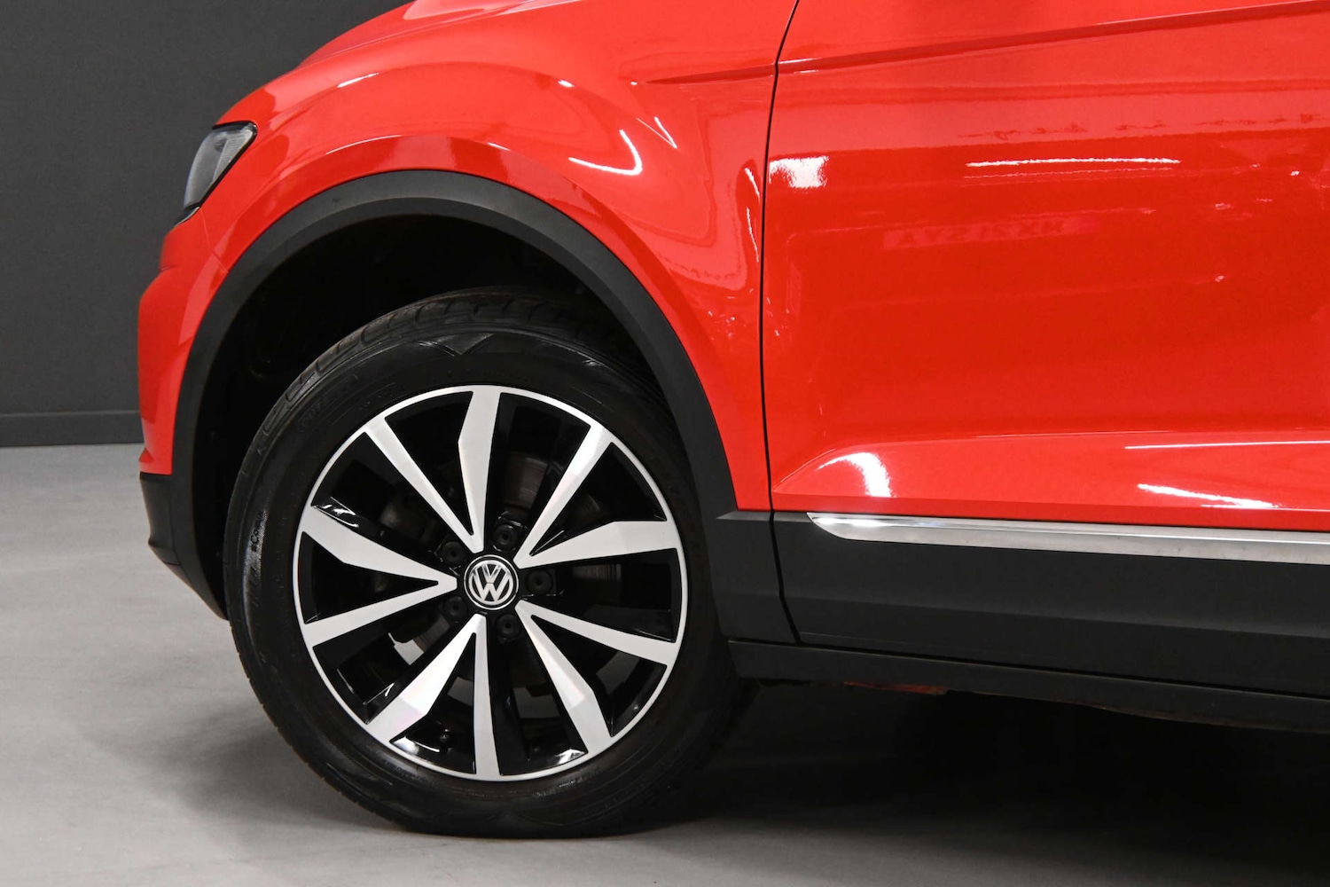 Used Volkswagen T-Roc 2018 for sale - 76919200: Photo 46