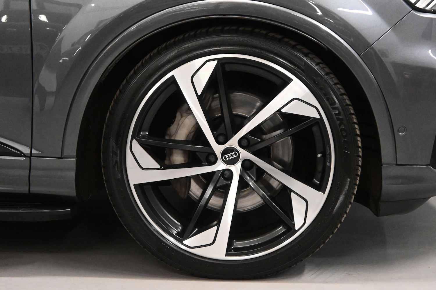 Used Audi Q7 2022 for sale - 78124716: Photo 33