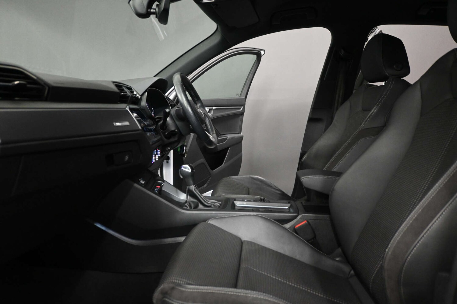 Used Audi Q3 2021 for sale - 77469852: Photo 12