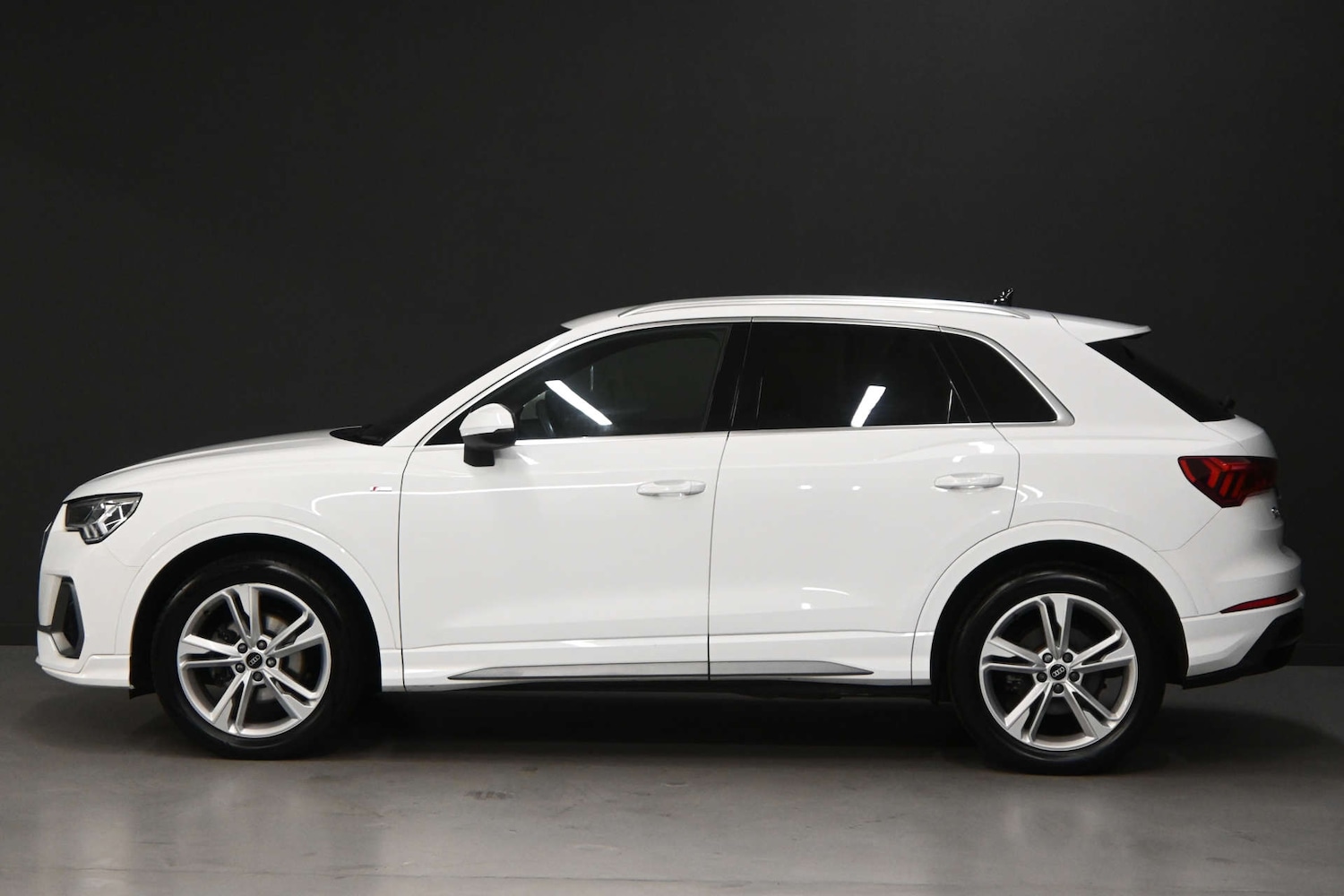 Used Audi Q3 2021 for sale - 77469852: Photo 13