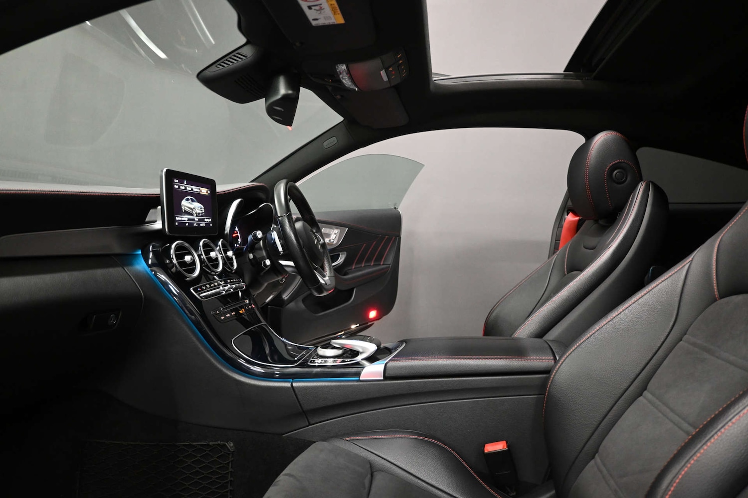 Used Mercedes-Benz C Class 2018 for sale - 76710461: Photo 10