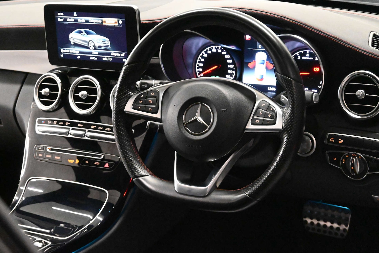 Used Mercedes-Benz C Class 2018 for sale - 76710461: Photo 17