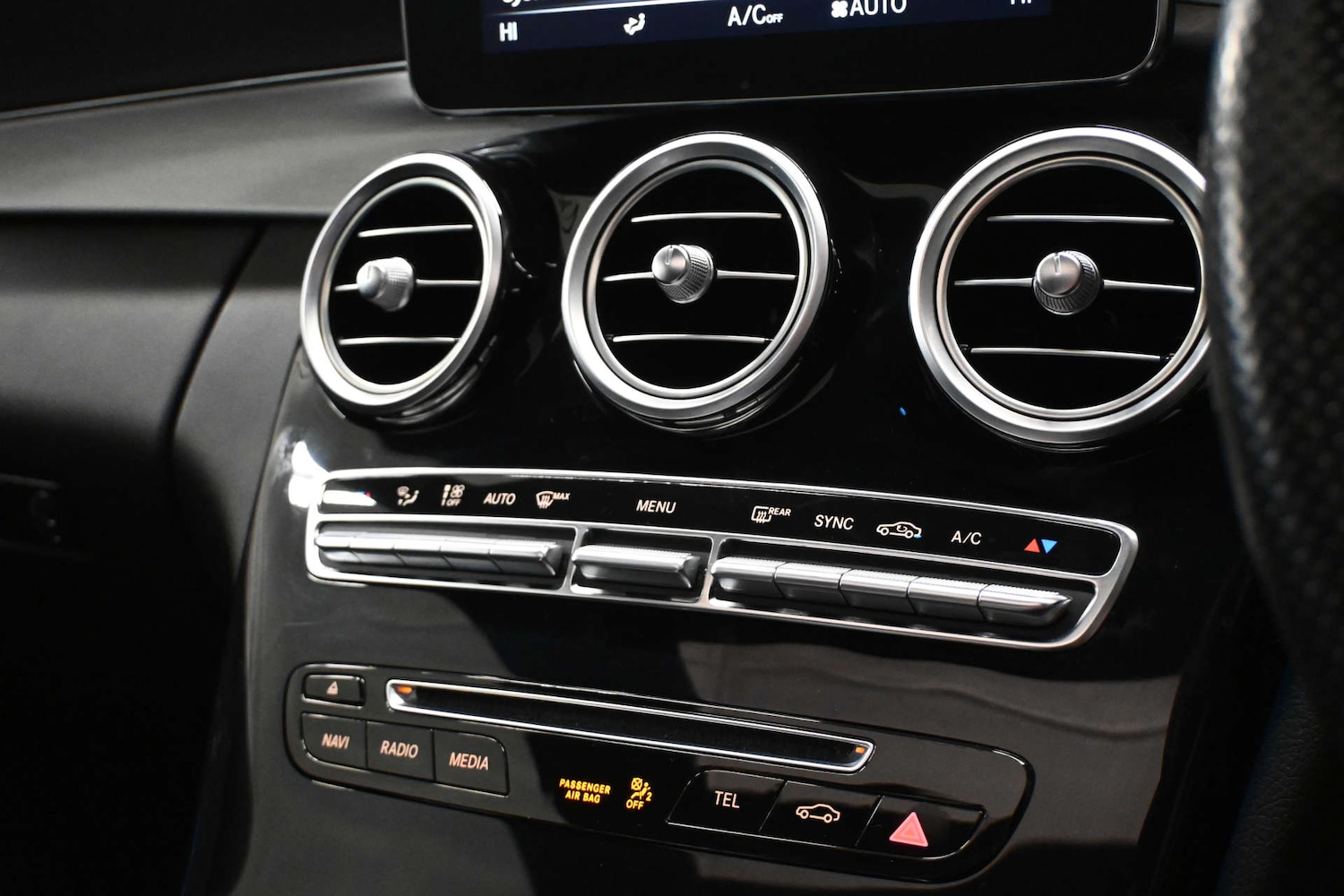 Used Mercedes-Benz C Class 2018 for sale - 76710461: Photo 40