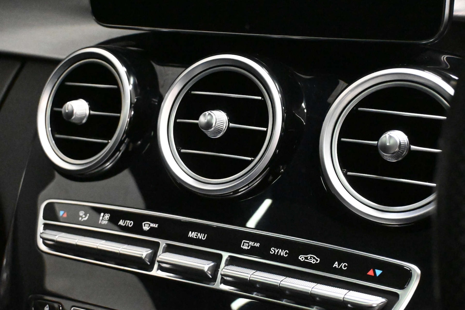 Used Mercedes-Benz C Class 2018 for sale - 76710461: Photo 53