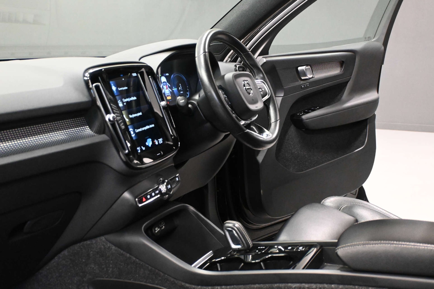 Used Volvo XC40 2021 for sale - 77749092: Photo 12