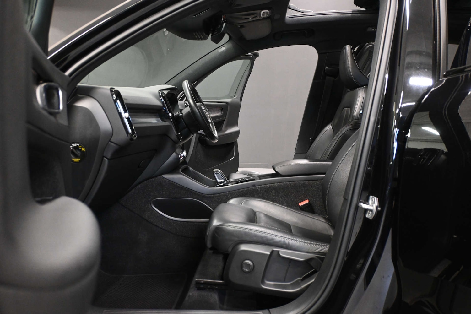 Used Volvo XC40 2021 for sale - 77749092: Photo 22